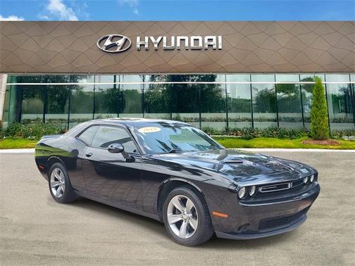 2018 Dodge Challenger SXT
