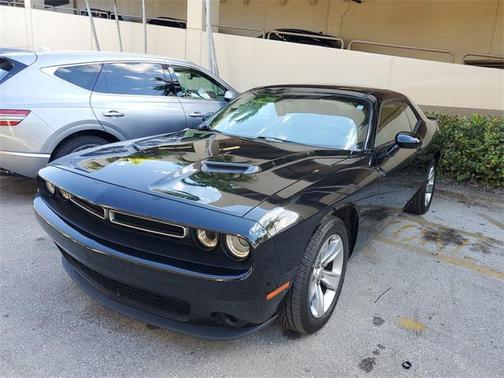 2018 Dodge Challenger SXT