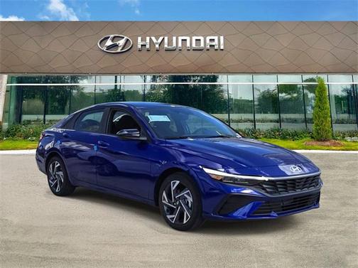 2025 Hyundai ELANTRA Limited
