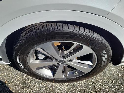 2021 Genesis GV80 2.5T