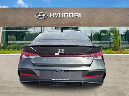 2026 Hyundai ELANTRA Sport