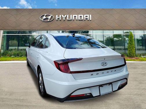 2023 Hyundai SONATA SE