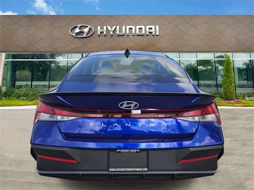 2025 Hyundai ELANTRA Sport