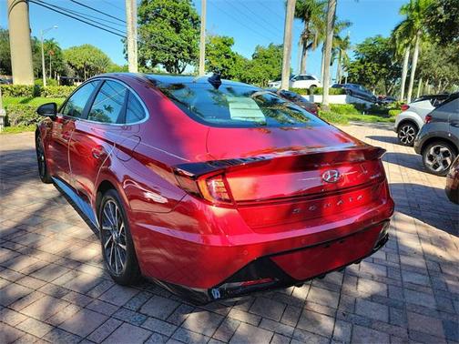 2021 Hyundai SONATA Limited