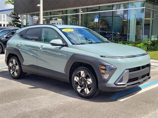 2024 Hyundai KONA SEL