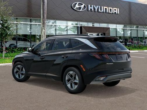 Phantom Black 2026 Hyundai TUCSON SEL Premium