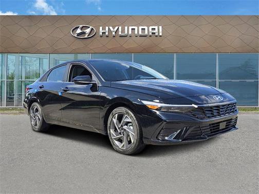 2025 Hyundai ELANTRA SEL