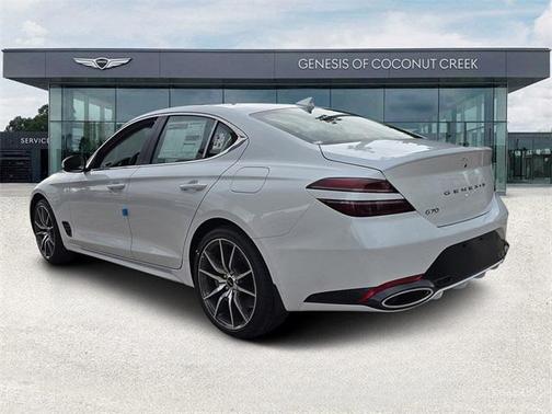 2026 Genesis G70 2.5T RWD