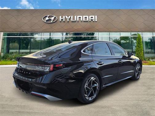 2026 Hyundai SONATA SEL