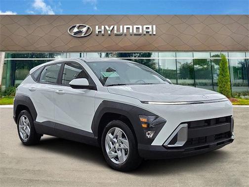 2026 Hyundai KONA SE