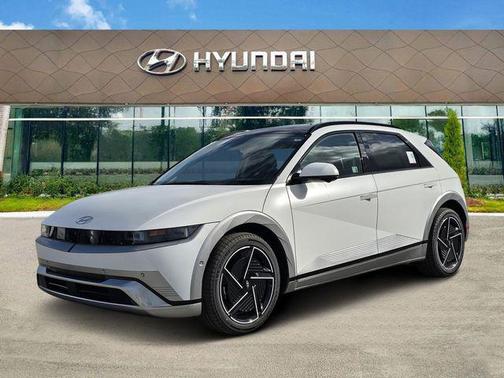 Atlas White Matte 2026 Hyundai IONIQ 5 Limited