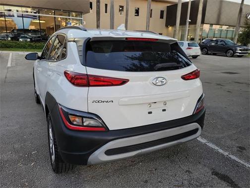 2023 Hyundai KONA SEL