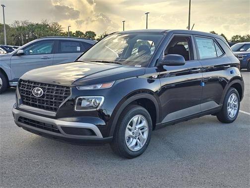 2026 Hyundai VENUE SE