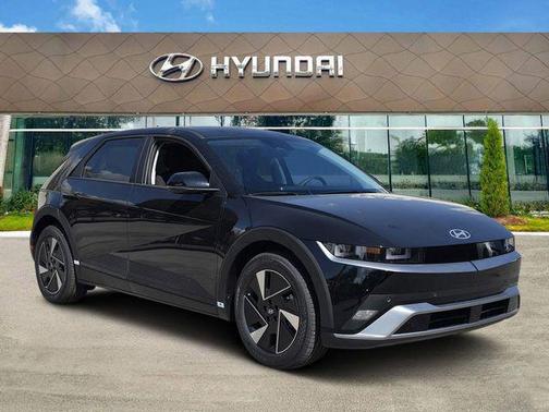 2026 Hyundai IONIQ 5 SE