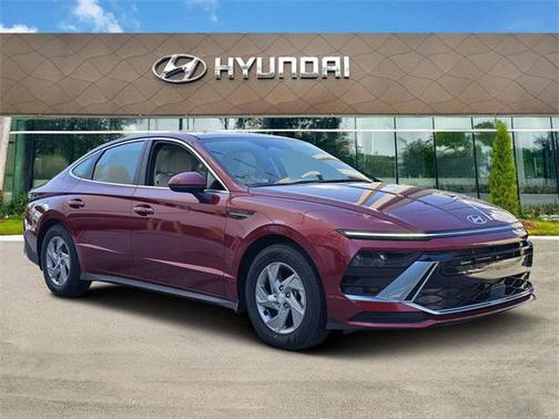 2025 Hyundai SONATA SE