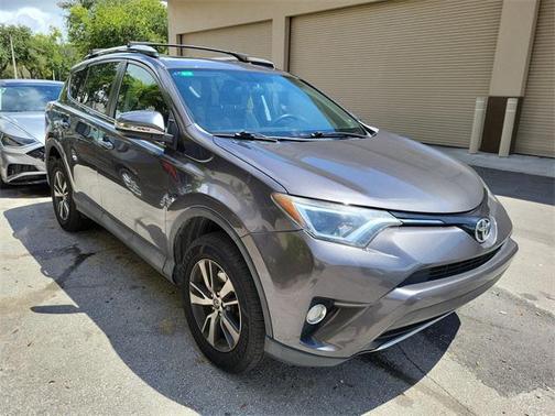 2016 Toyota RAV4 XLE
