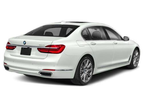 Alpine White 2019 BMW 740 xDrive