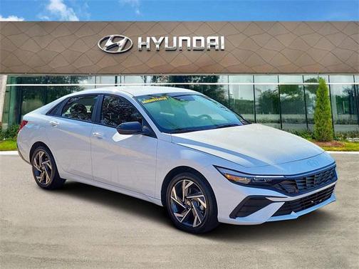 2025 Hyundai ELANTRA HEV SEL Sport