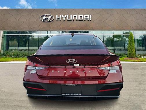 2025 Hyundai ELANTRA Sport