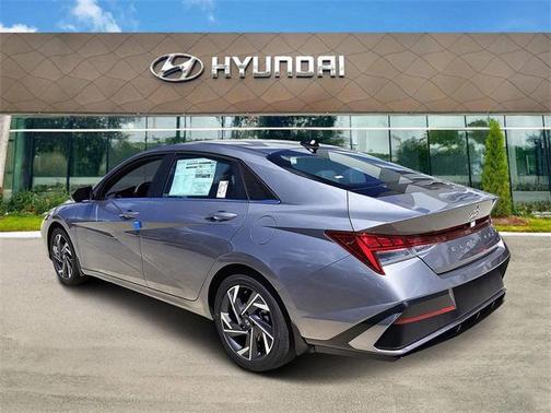 2025 Hyundai ELANTRA Sport