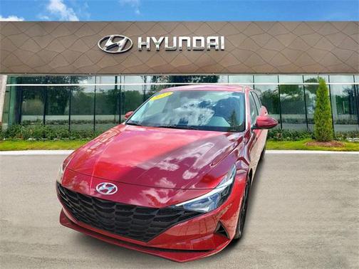 2023 Hyundai ELANTRA SEL