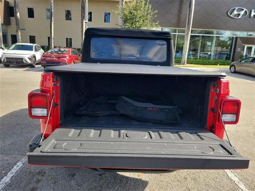 2020 Jeep Gladiator Sport S