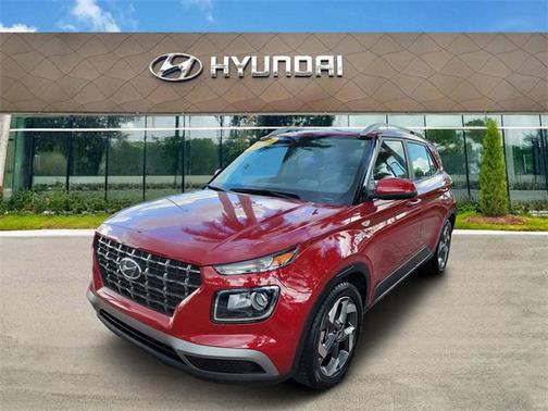 2023 Hyundai VENUE SEL