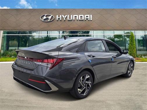 2025 Hyundai ELANTRA Sport
