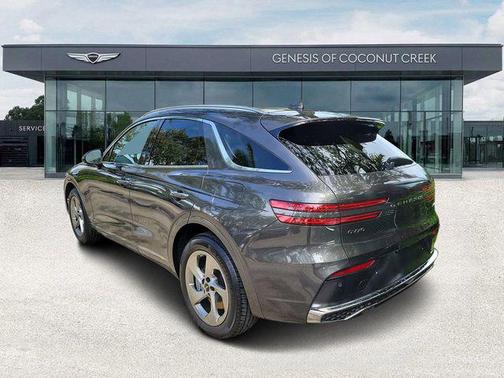 Makalu Gray 2026 Genesis GV70 2.5T