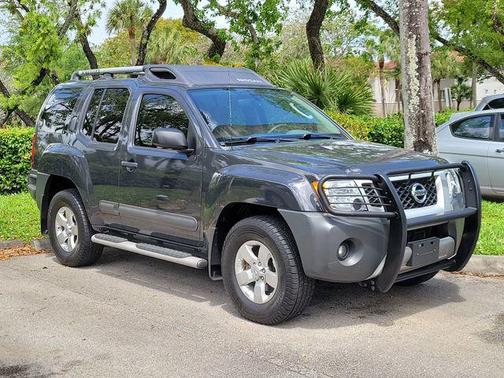 Night Armor Pearl/Mica 2011 Nissan Xterra S