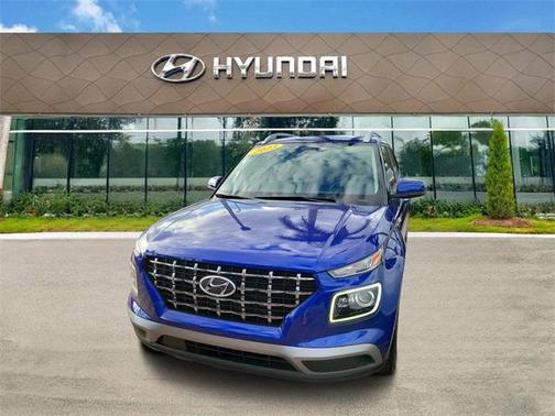 2023 Hyundai VENUE Limited