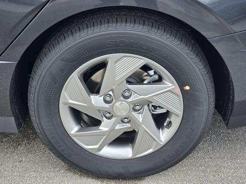 Portofino Gray 2026 Hyundai SONATA SE