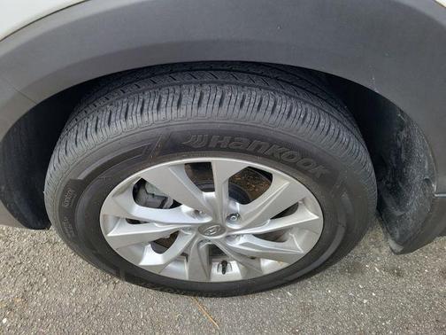 White Cream 2021 Hyundai TUCSON Value