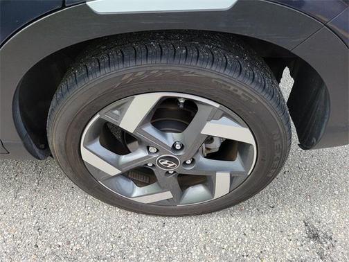 2023 Hyundai VENUE Limited