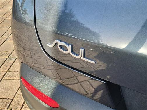 2022 Kia Soul S