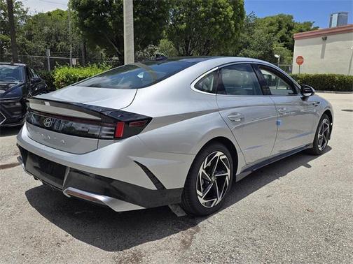 2026 Hyundai SONATA SEL