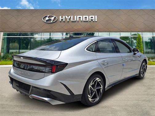 2026 Hyundai SONATA SEL