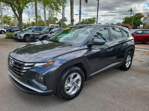 2024 Hyundai TUCSON SE