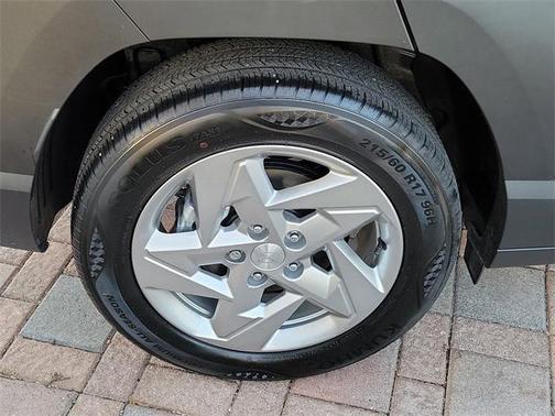 2024 Hyundai KONA SE