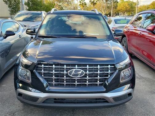 2023 Hyundai VENUE SEL