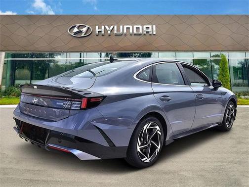 2026 Hyundai SONATA SEL