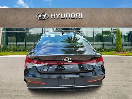 2025 Hyundai ELANTRA HEV Blue