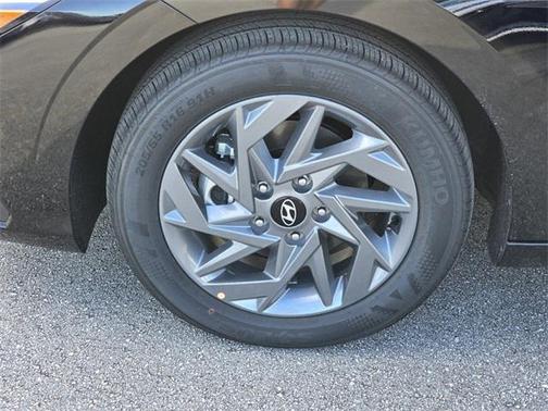 2025 Hyundai ELANTRA HEV Blue