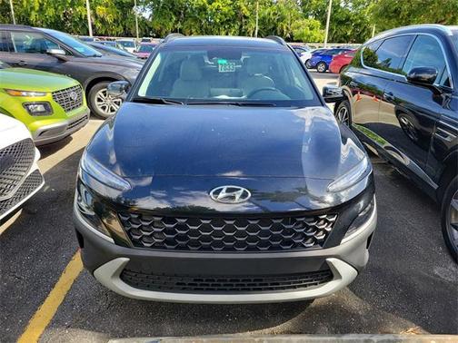 2023 Hyundai KONA SEL