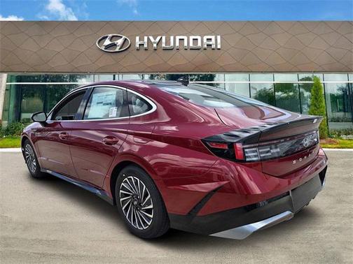 2025 Hyundai SONATA Hybrid Limited