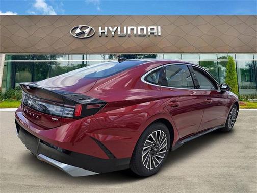 2025 Hyundai SONATA Hybrid Limited