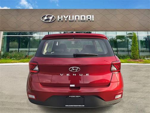 2025 Hyundai VENUE SE
