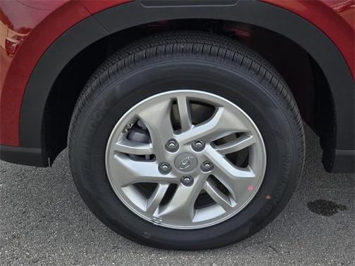 2025 Hyundai VENUE SE