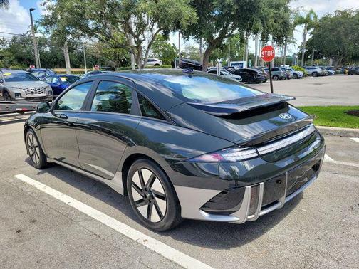 Digital Green 2024 Hyundai IONIQ 6 SE