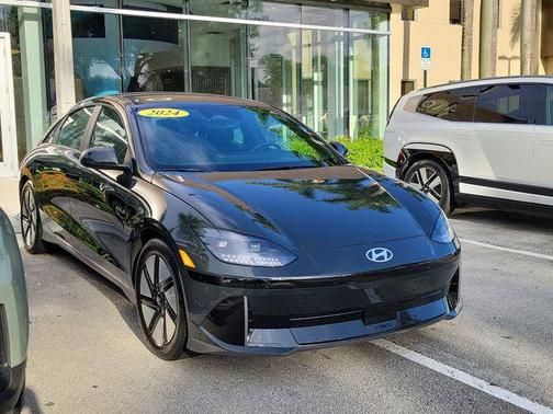 Digital Green 2024 Hyundai IONIQ 6 SE